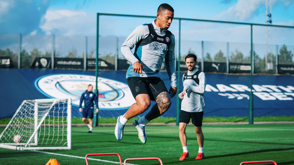 JUMPING JESUS : Gabriel Jesus with a spring in his step