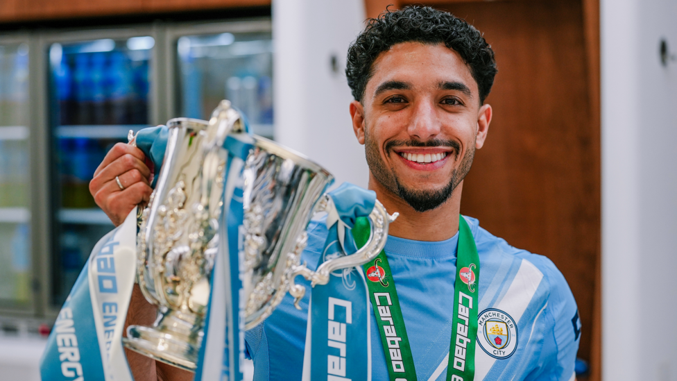 ALL SMILES : Omar shows his delight!