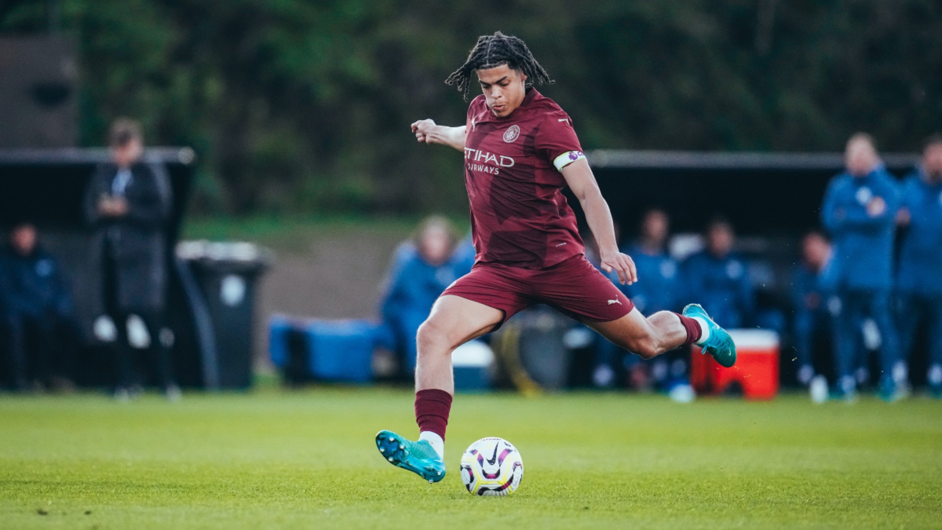 SKIPPER : Jahmai Simpson-Pusey plays a diagonal ball forward. 