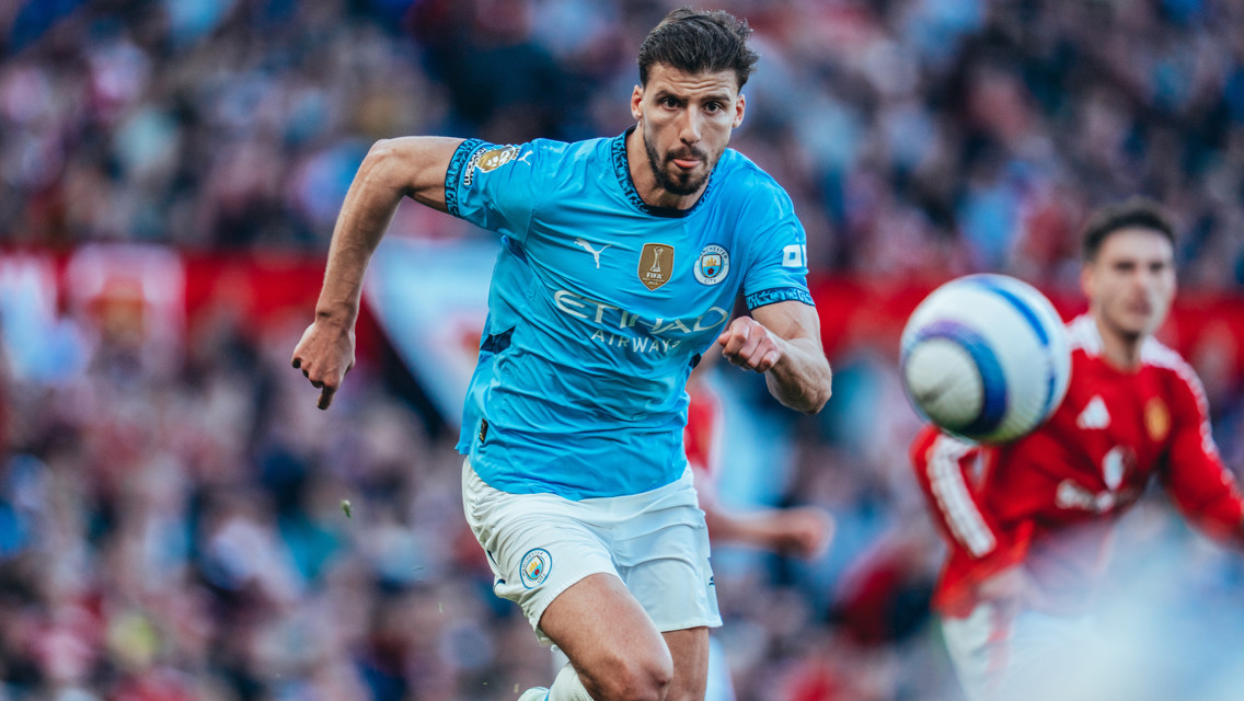 RUNNING RUBEN: On the chase.