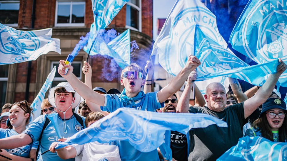 SUNNY SIDE UP : Fans get ready for the fun