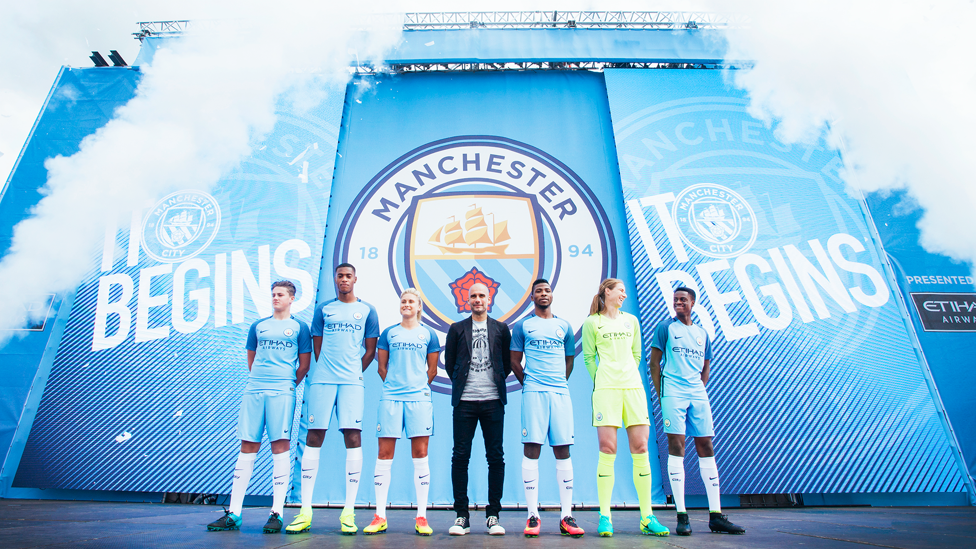 GRAND UNVEILING : The new manager is presented alongside players from across the Club back in 2016
