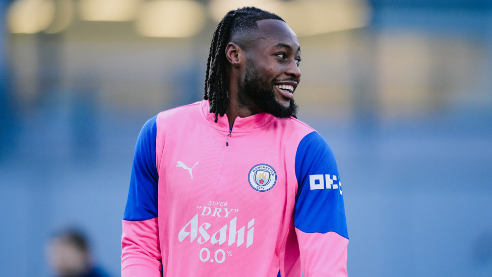 NEW SURROUNDINGS  : Antoine Semenyo is here!