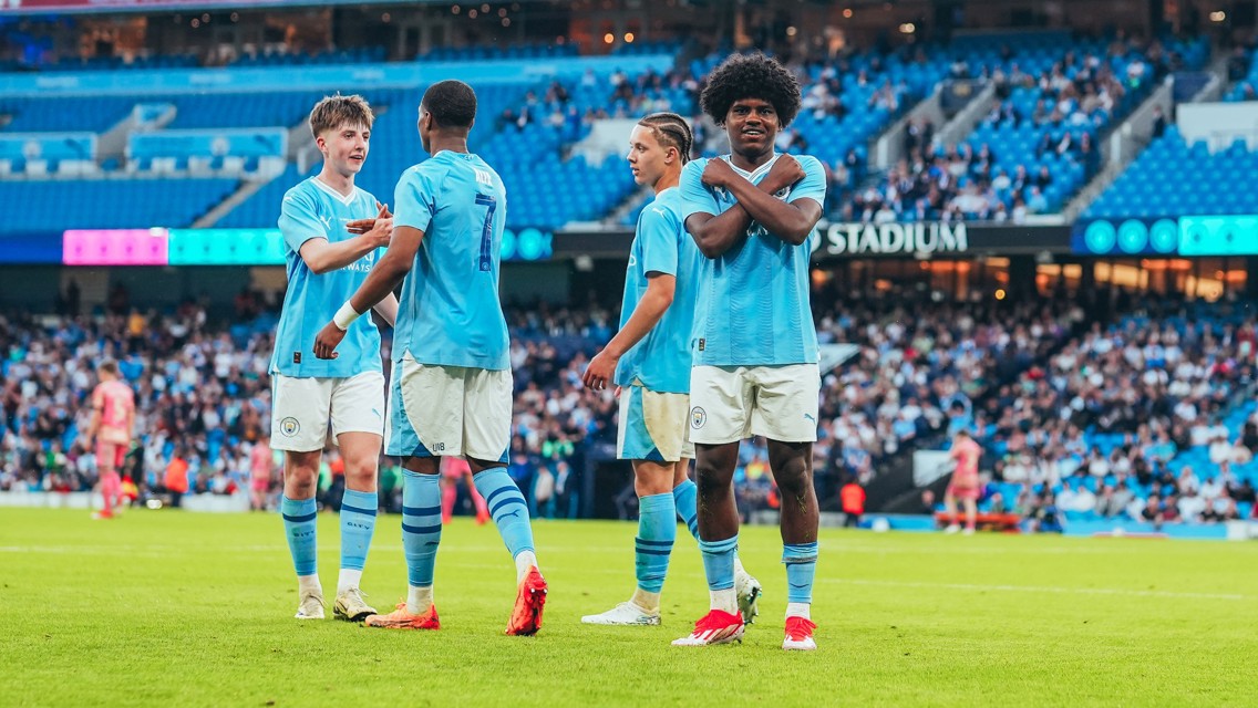 City's four tops roar to FA Youth Cup glory
