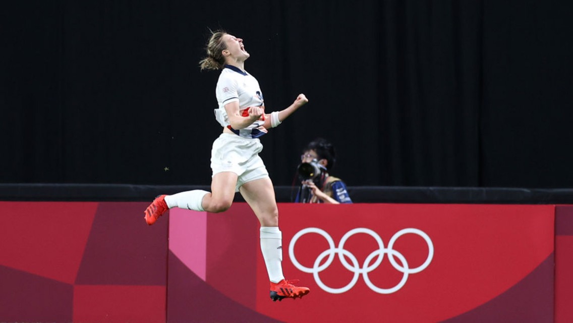 Sundulan White Membawa Tim GB ke Perempat Final Olimpiade