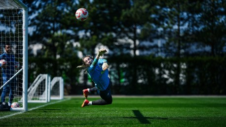 Training: Warming up for another derby day 