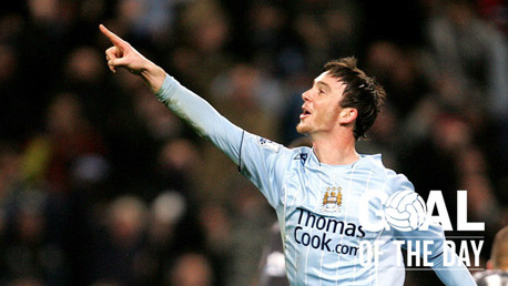 Goal of the Day: Ireland v Reading 2007