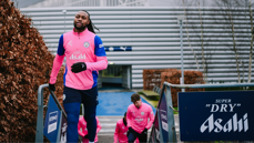 Training gallery: Stepping up for the Magpies