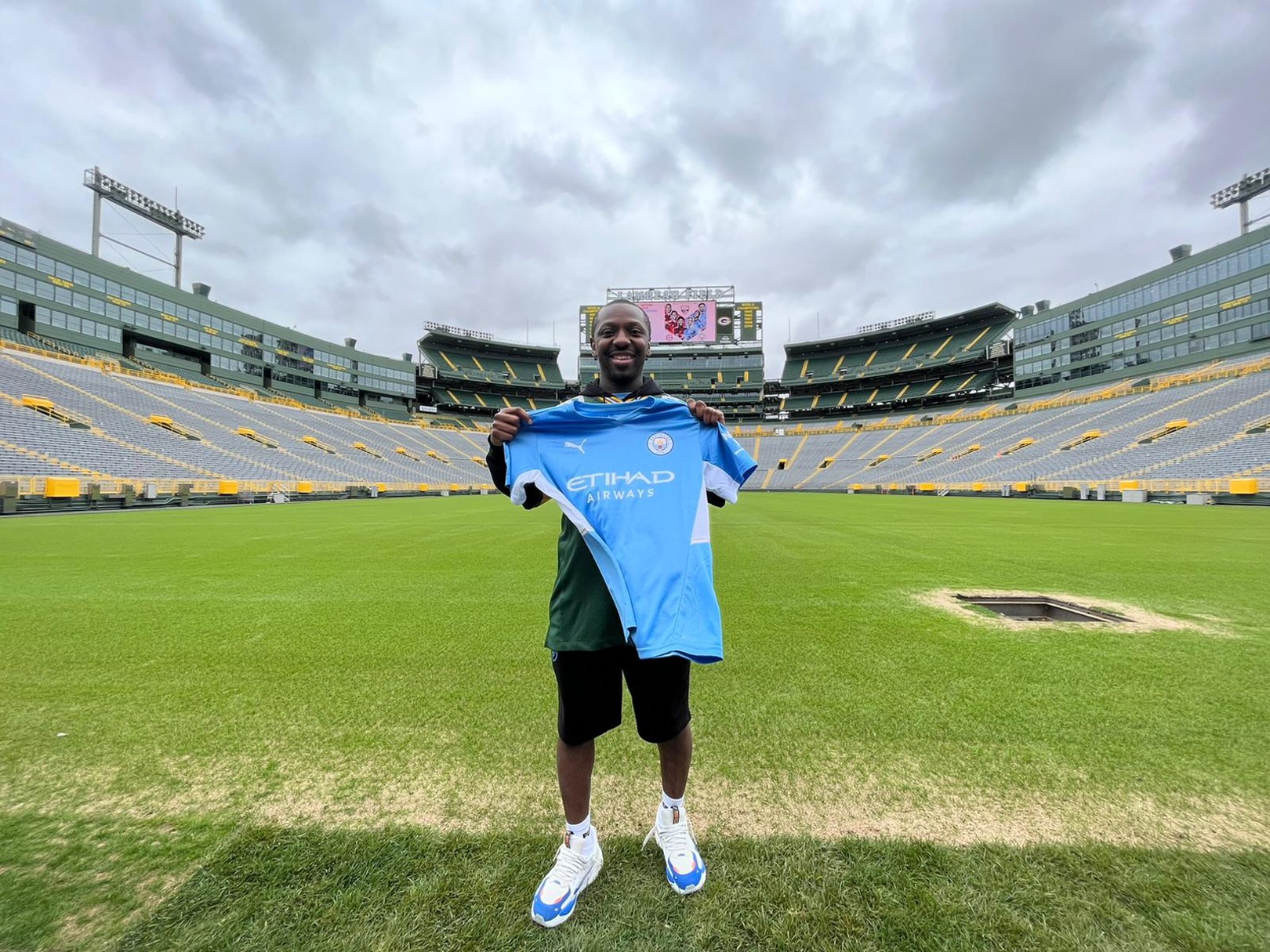 Wright-Phillips: City excited to make history at Lambeau Field