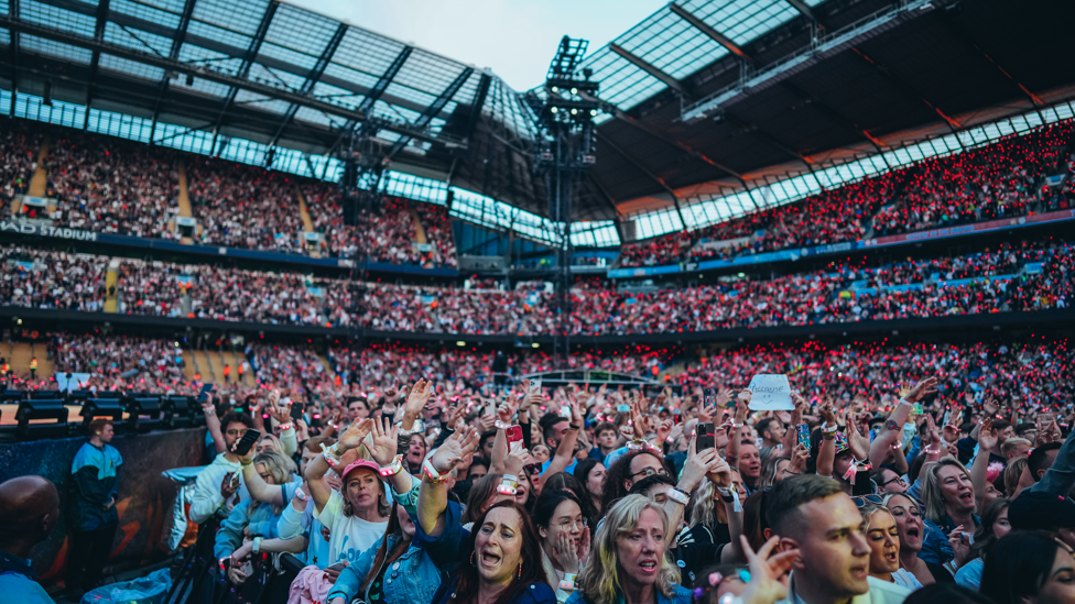 Gallery: Coldplay at the Etihad