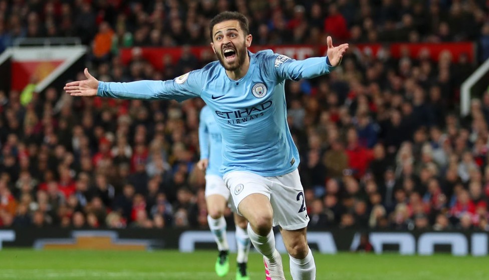 BERNARDO EN OLD TRAFFORD : Una gran primera parte permitió al City golpear primero en Old Trafford en las semifinales de la Carabao Cup.