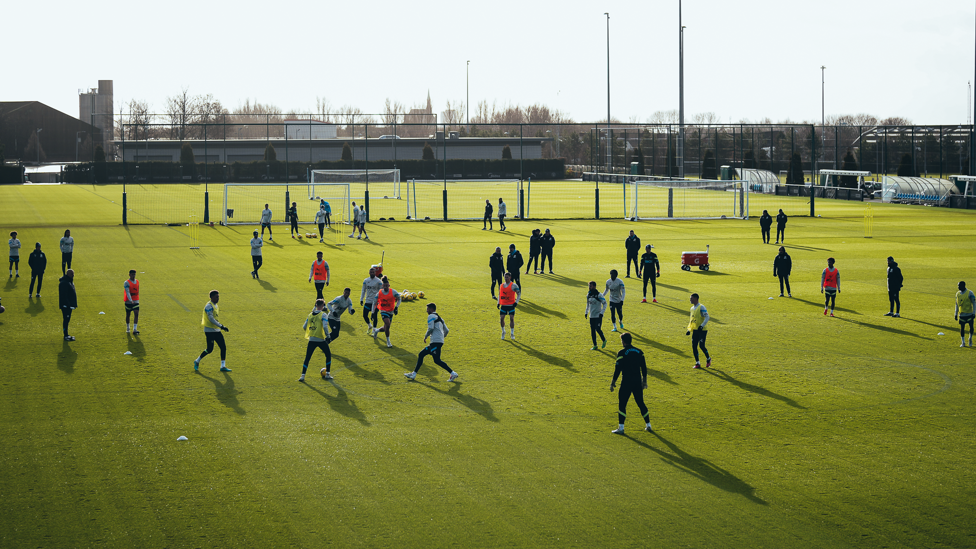 GROUP SHOT : The squad get things going at the CFA