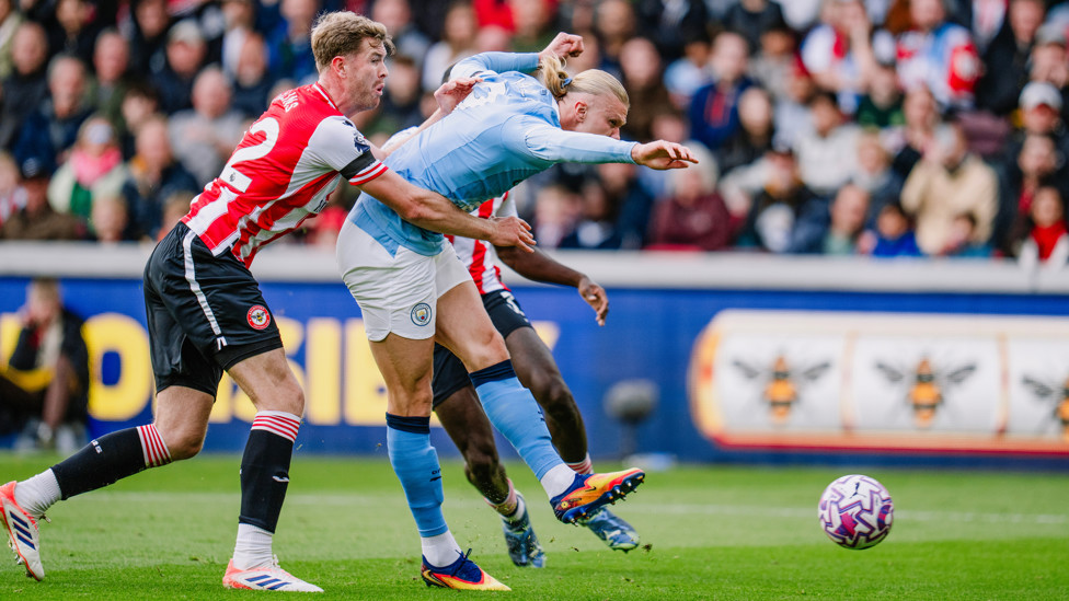 Brentford (away)  : Left foot. Inside the box