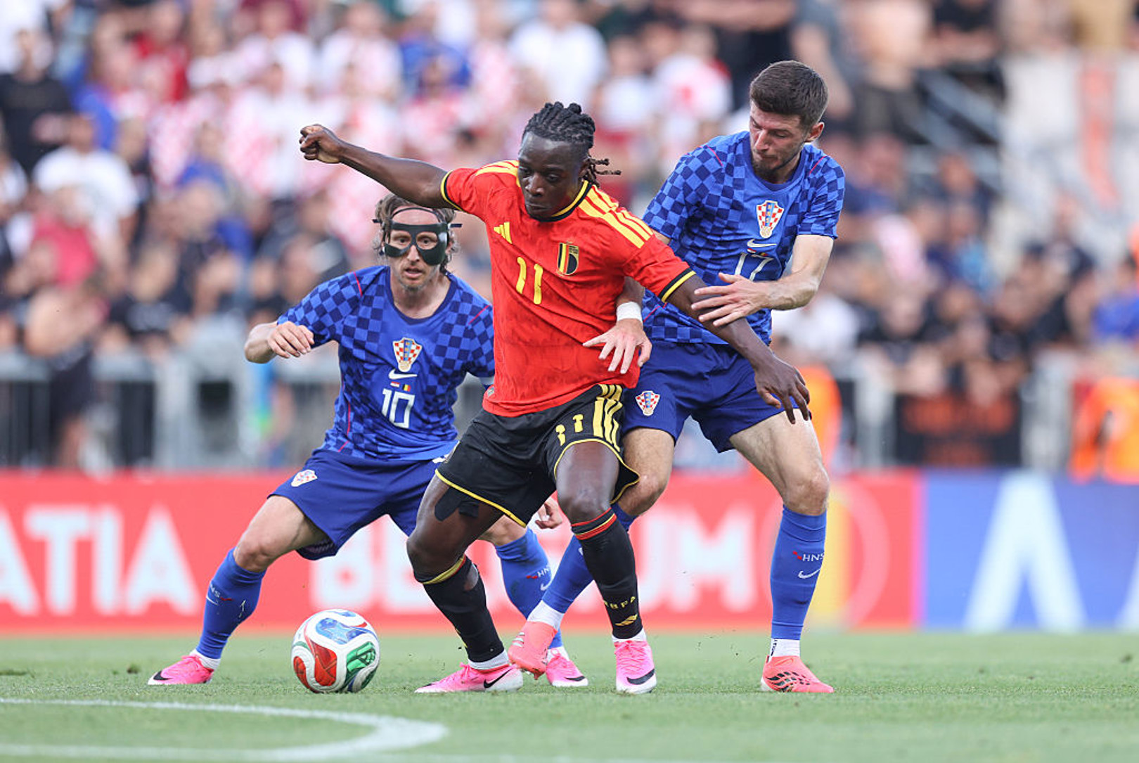 International : Doku mène la Belgique à la victoire, la Croatie et l’Ouzbékistan chutent