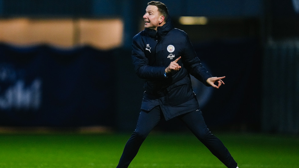 PEP TALK  : Pep Lijnders issues instructions. 