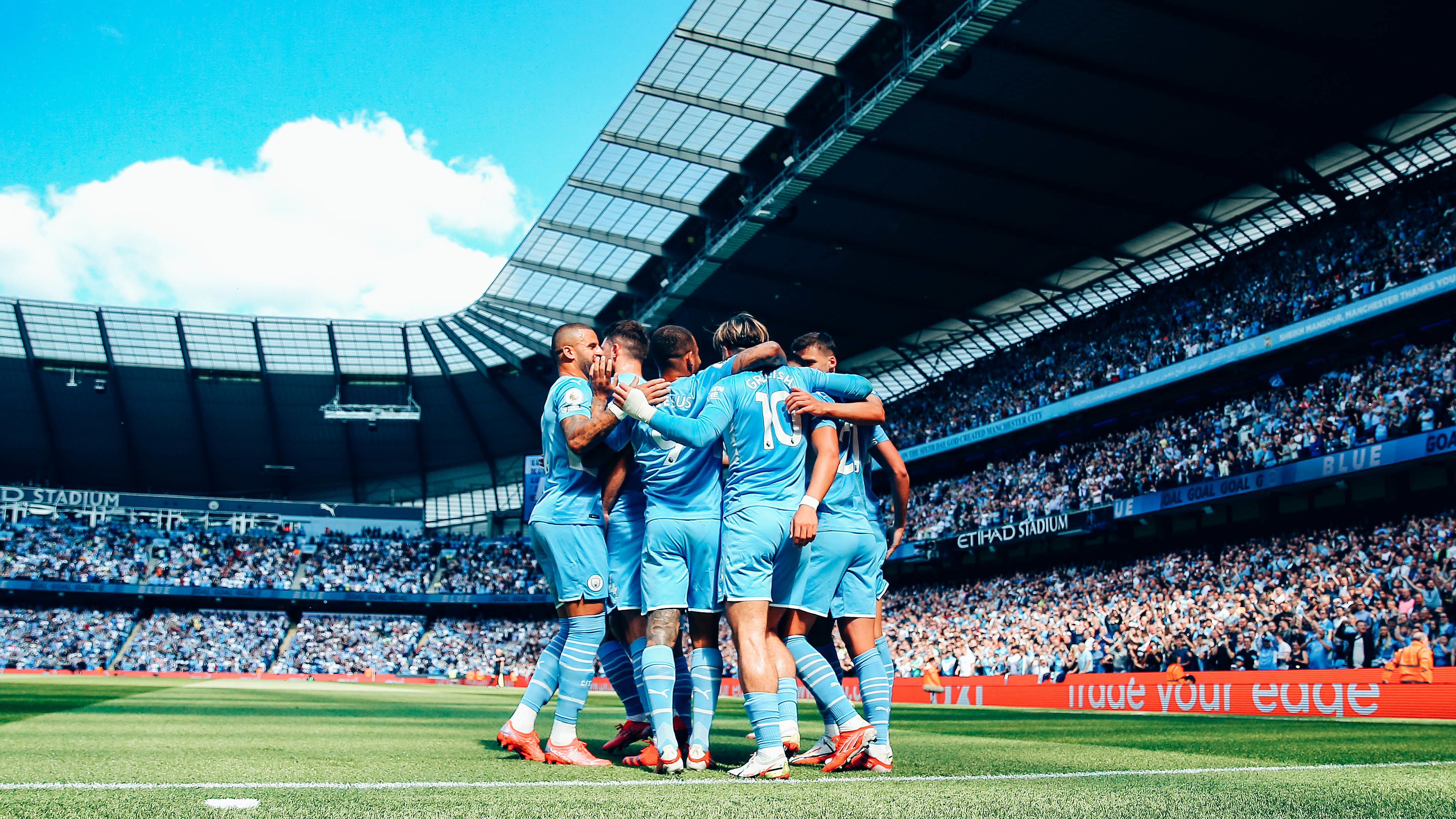 Longrange stunners Premier League goals from outside the box!