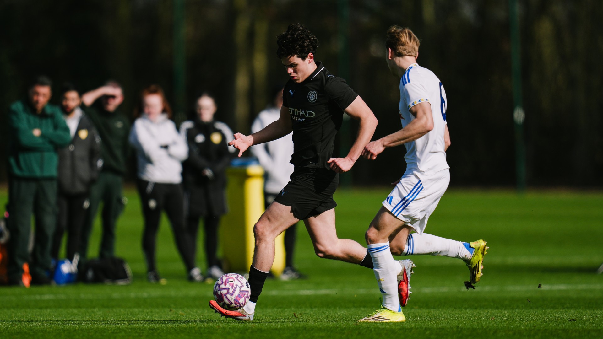 LEADING THE LINE : Teddie Lamb is put under pressure.