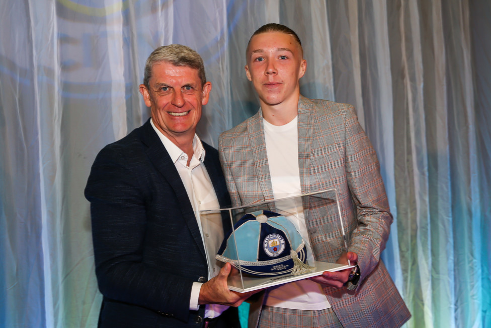 Alfie Harrison : Midfield
