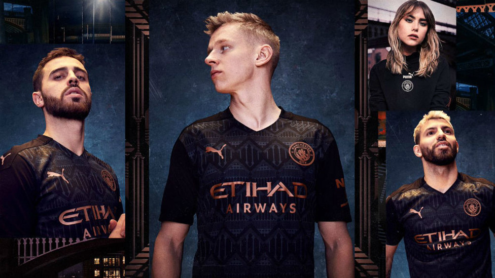 Bernardo Silva, Oleks Zinchenko et Sergio Aguero avec notre nouveau maillot extérieur.