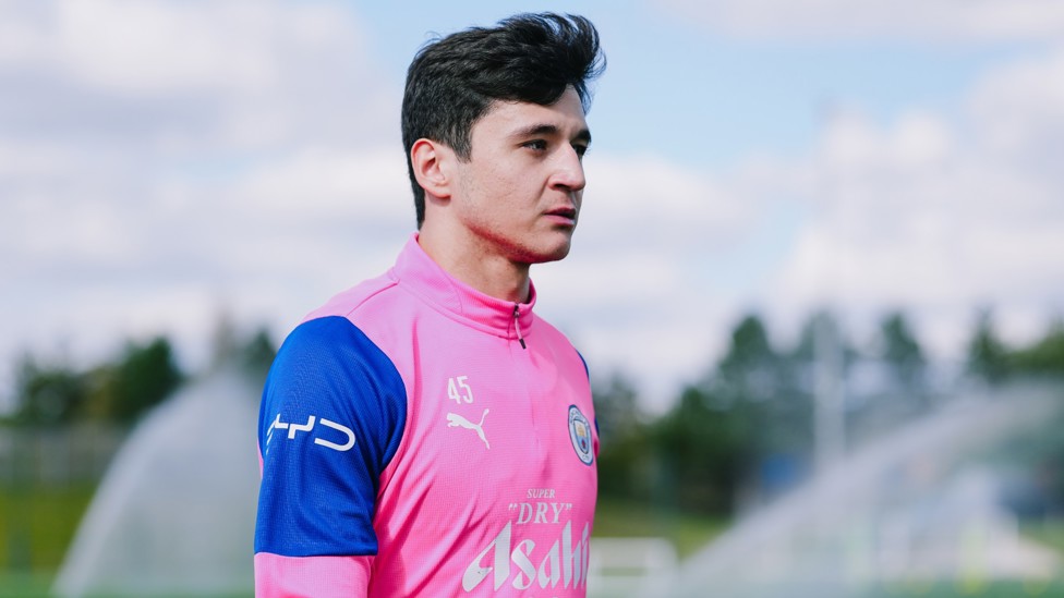 WINDSWEPT : Abdukodir Khusanov is fully focused