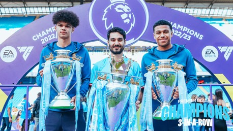 El Manchester City logra un histórico hat-trick de Premier Leagues
