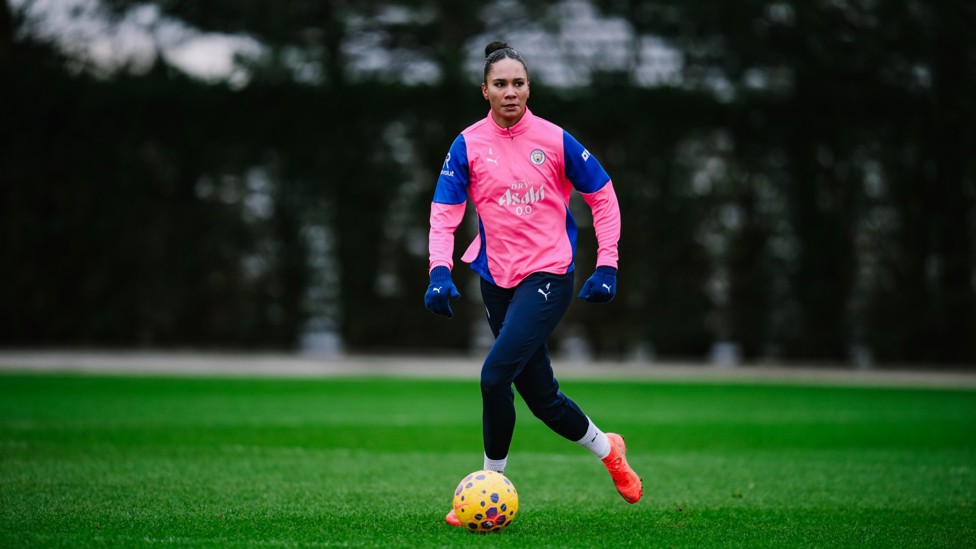 DEFENSIVE DUTIES : Jade Rose brings the ball out