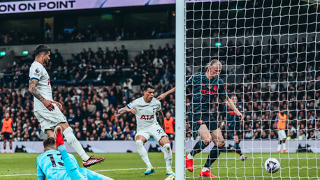 Equilíbrio entre City e Tottenham 