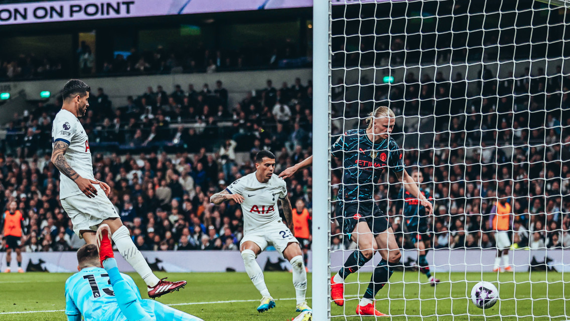 Equilíbrio entre City e Tottenham 