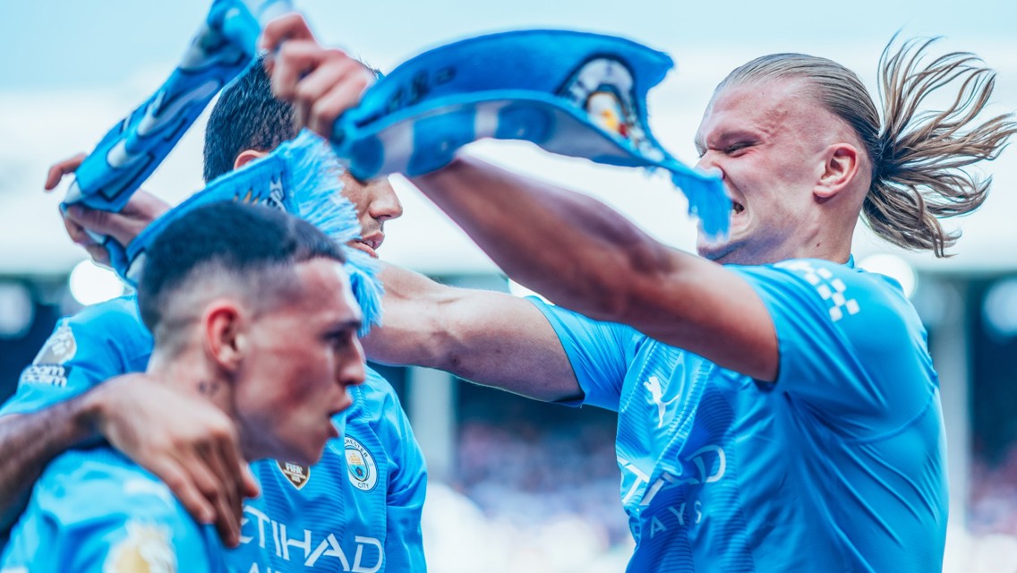 Brilliant City hit top spot with emphatic victory at Fulham 