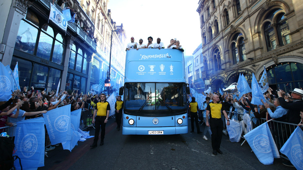 MAKE WAY FOR THE CHAMPIONS : An amazing turn out