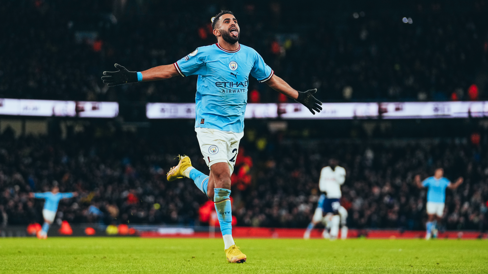 RIYAD MAHREZ SCORES A BRACE FOR CITY!