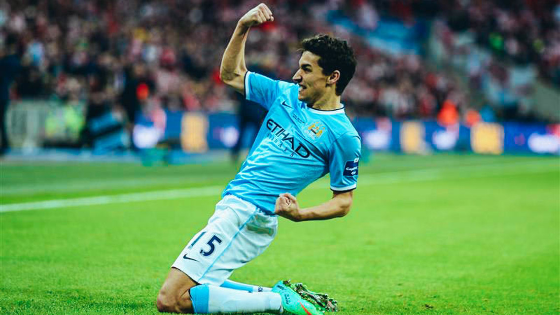 A carreira de Jesús Navas no City