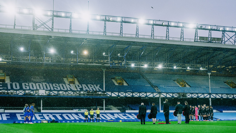REMEMBRANCE  : Everton and City's players pay their respects on Remembrance Sunday.