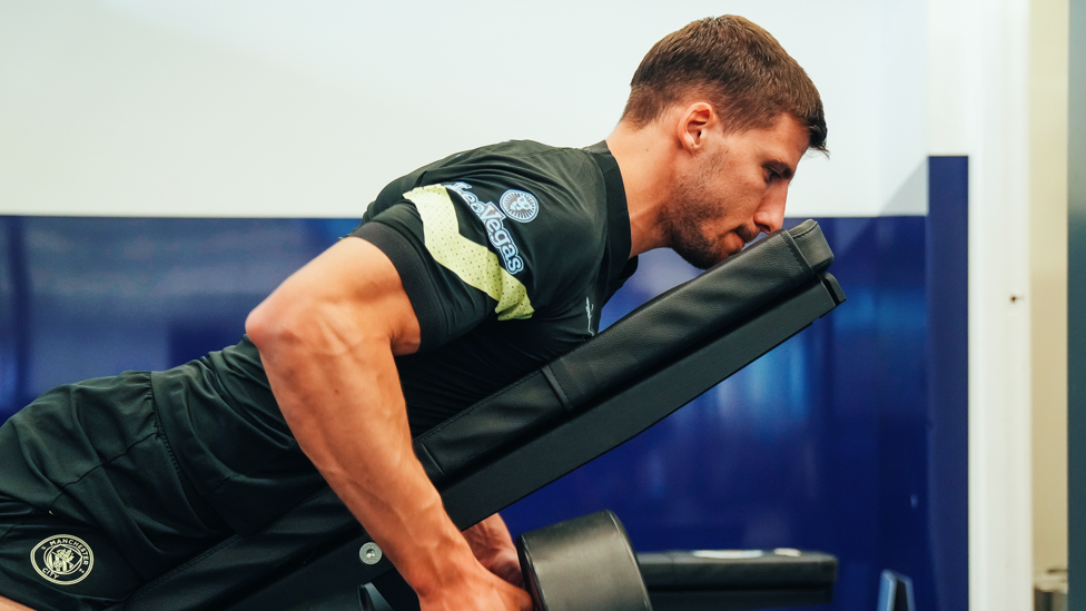 DEFYING GRAVITY  : Ruben Dias showcases his strength 