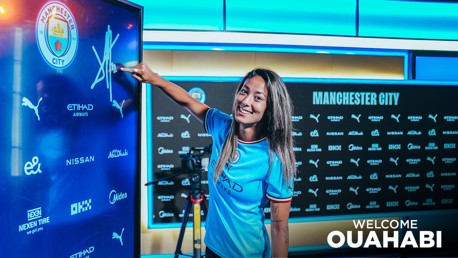 Galeri: Foto-Foto Hari Perekrutan Leila Ouahabi