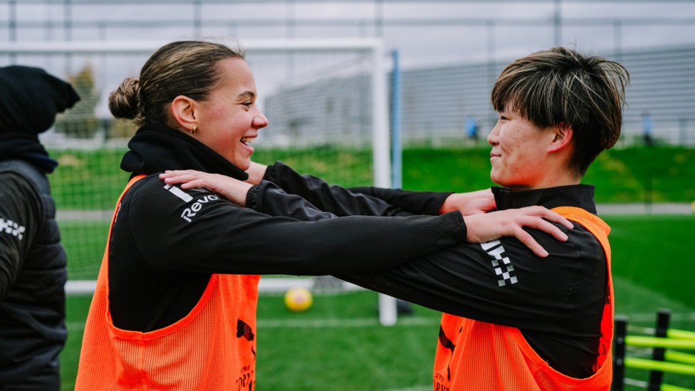 AT ARMS' LENGTH: Iman Beney and Aoba Fujino get a grip on proceedings.