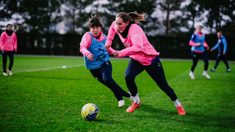 ENGINE ROOM : Sydney Lohmann progresses with the ball. 