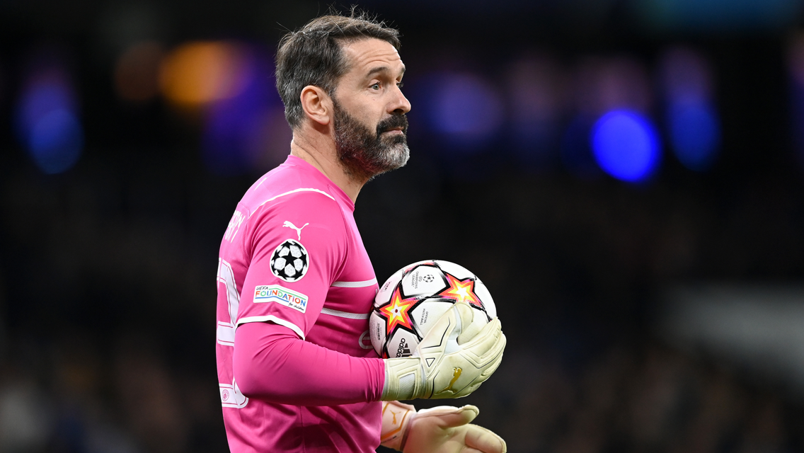 "El mejor consejo que puedo dar a los jóvenes es que estén siempre cerca de Scott Carson"