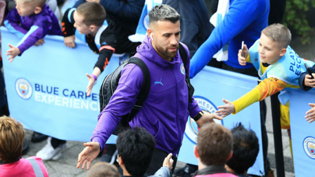 Otamendi: “Ya estoy a disposición de Pep”