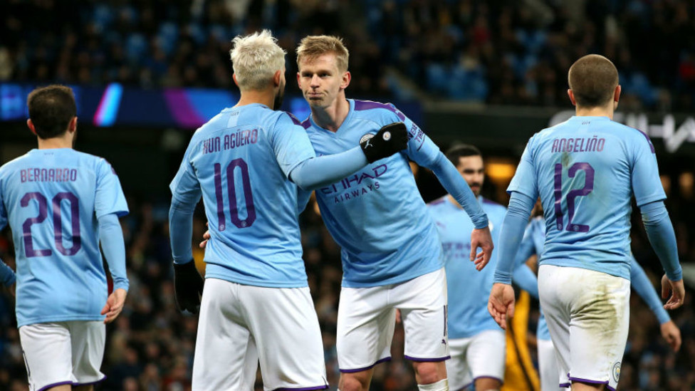 Zinchenko e Aguero marcaram os dois primeiros gols do City