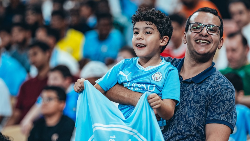 DADS & LADS : Proud pop and junior