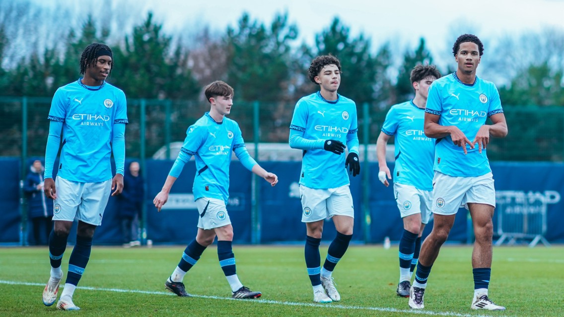 10 man City battle to victory against Leeds