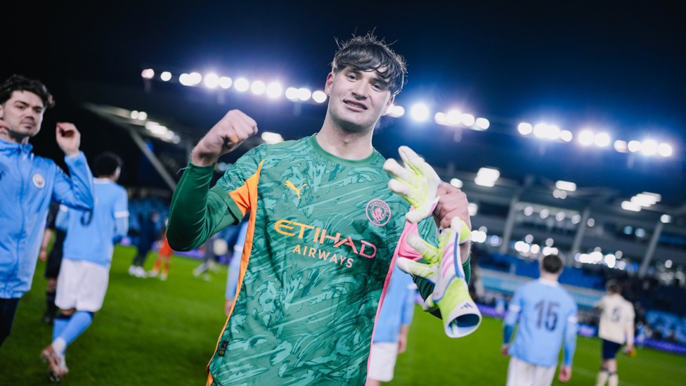 FULL-TIME : A well deserved clean sheet for Max Hudson. 