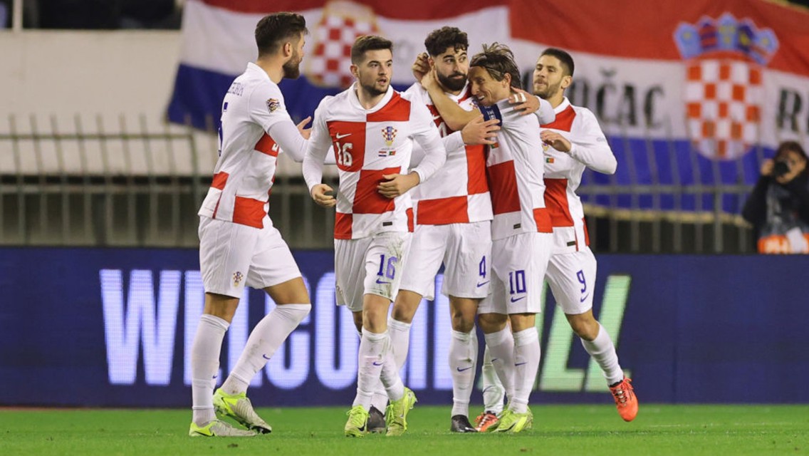 El gol de Gvardiol da a Croacia un lugar en los cuartos de final de la UEFA Nations League