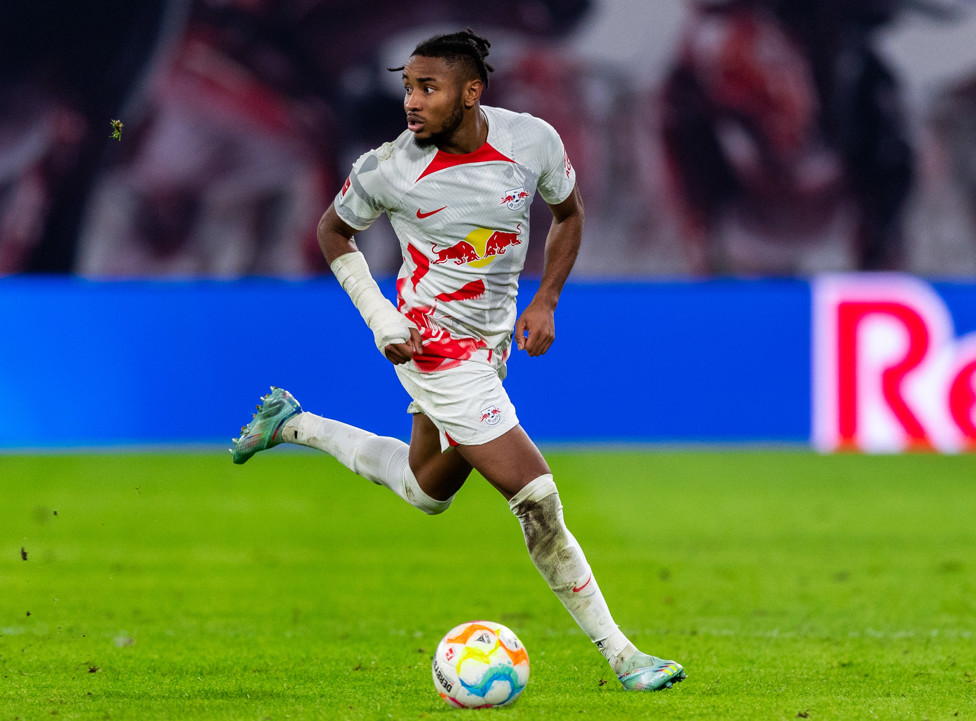 O CRAQUE DO TIME  : Nkunku em ação pelo RB Leipzig.