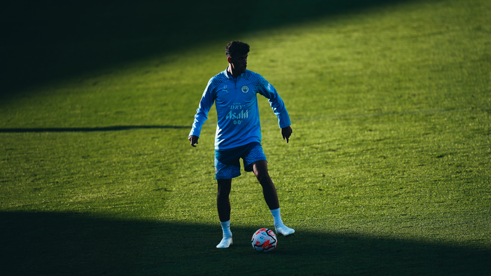 TAKE A TOUCH : Nunes will face his old side should he play against Wolves