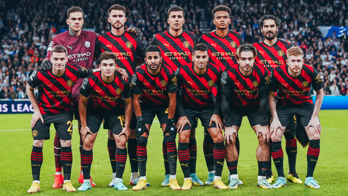 GAME TIME: Squad goals.