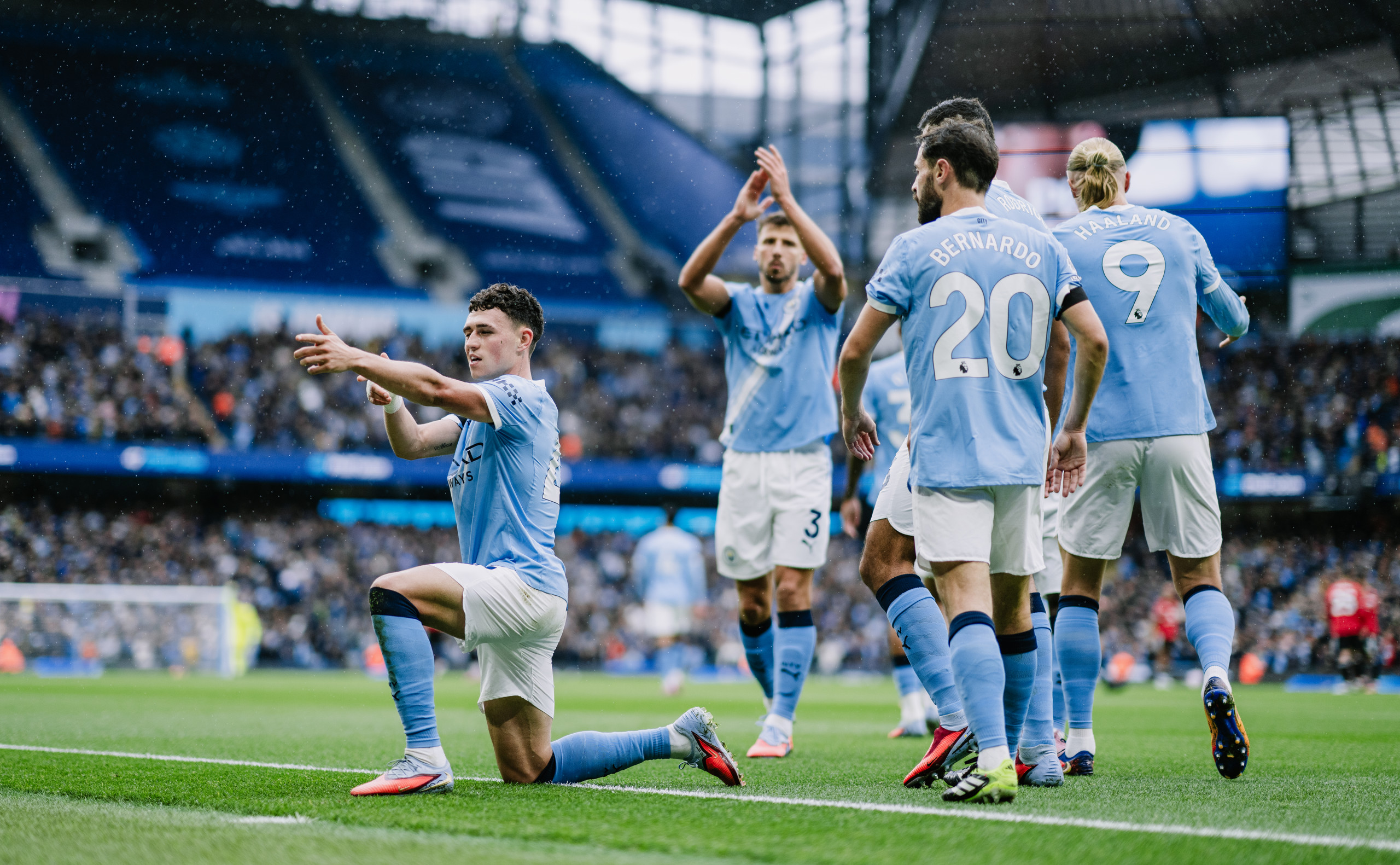 City vence o United no Dérbi!