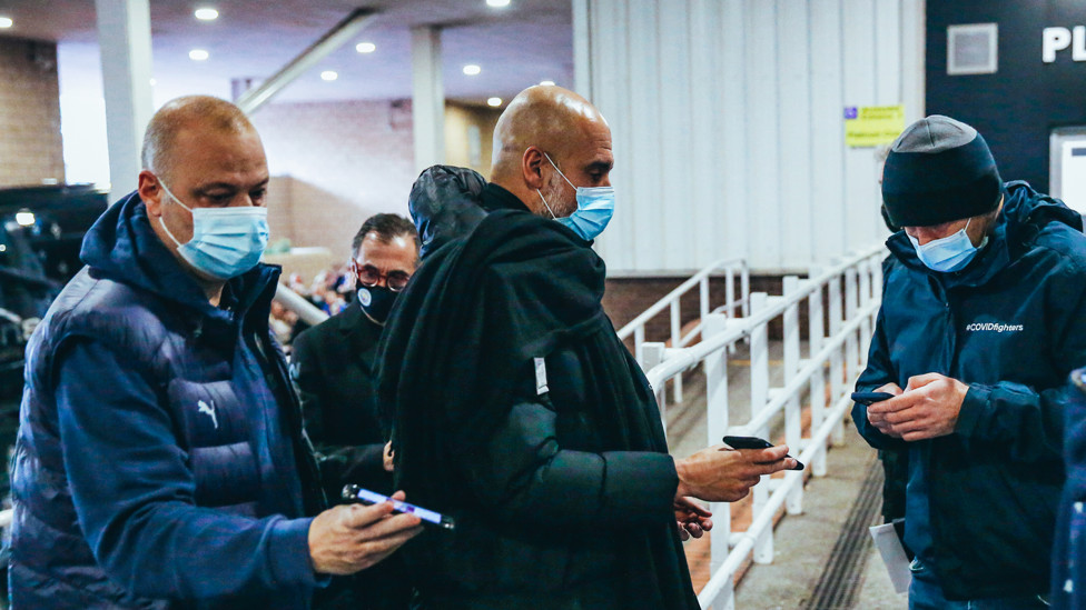 PEP IS IN THE BUILDING : The boss and his staff check into the stadium. 