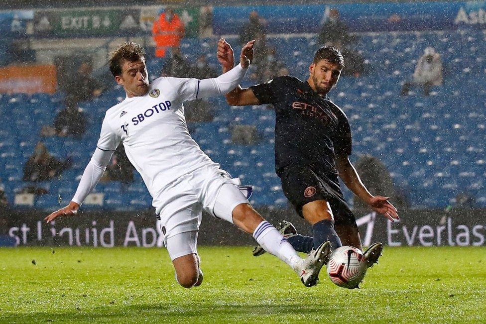 DEBUT: Karir Ruben di City dimulai di Elland Road di mana ia membantu kami mengamankan hasil imbang 1-1 di Leeds United pada Oktober 2020.
